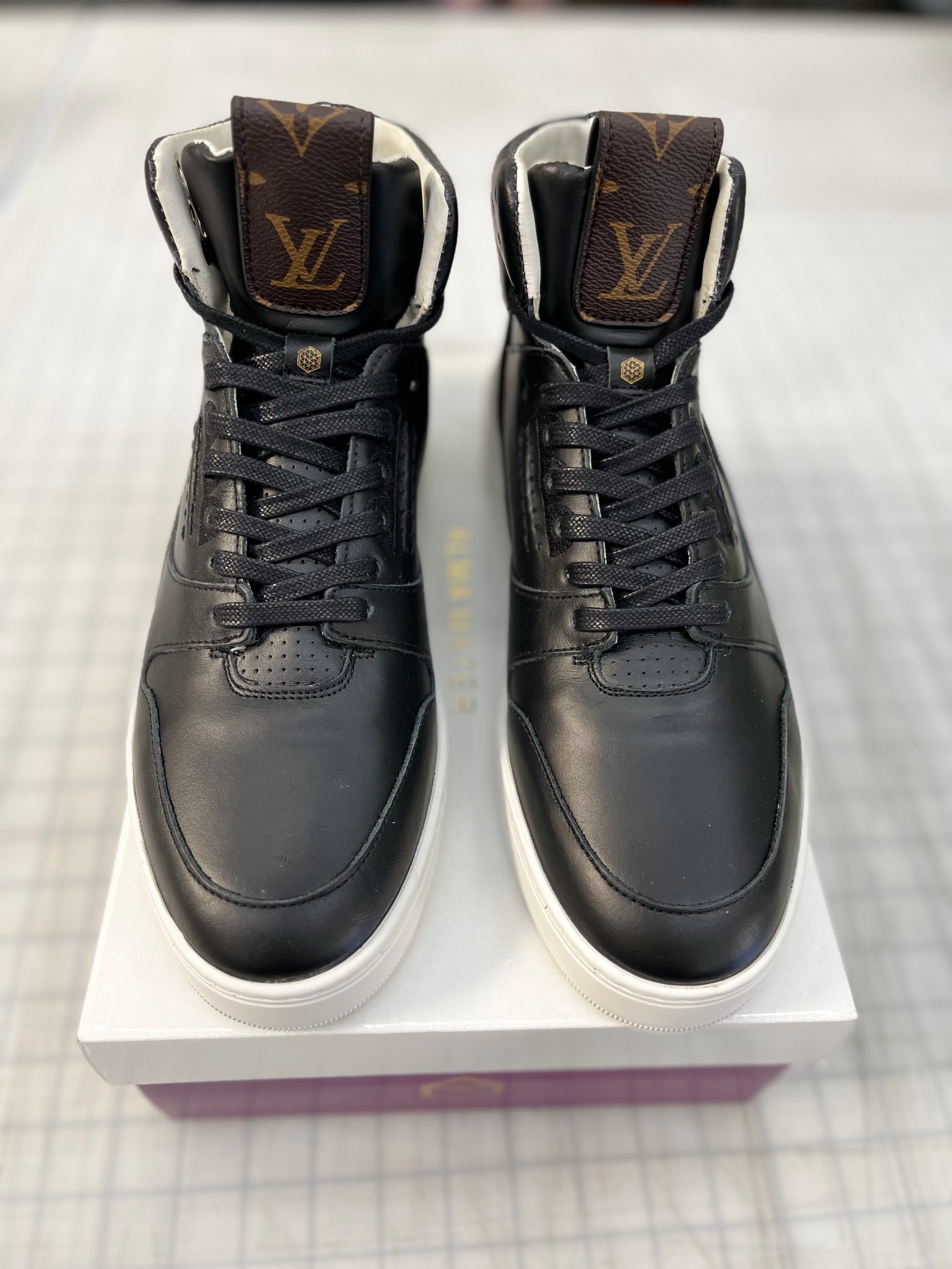 LV ALPHA BLACK -COLAB PURSE REHAB