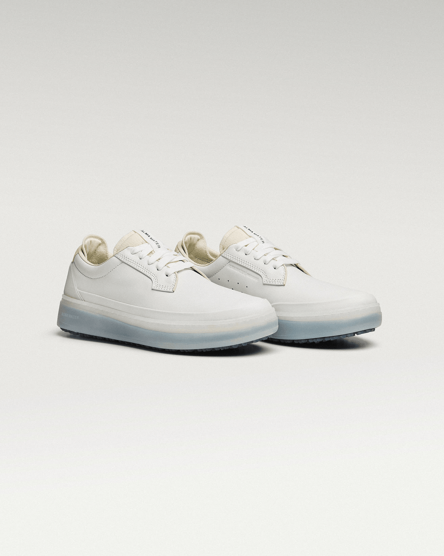 M Beta Derby - White / Navy