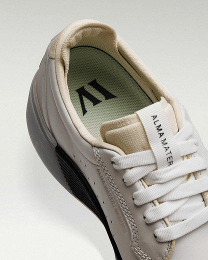 M Beta Derby - White / Navy