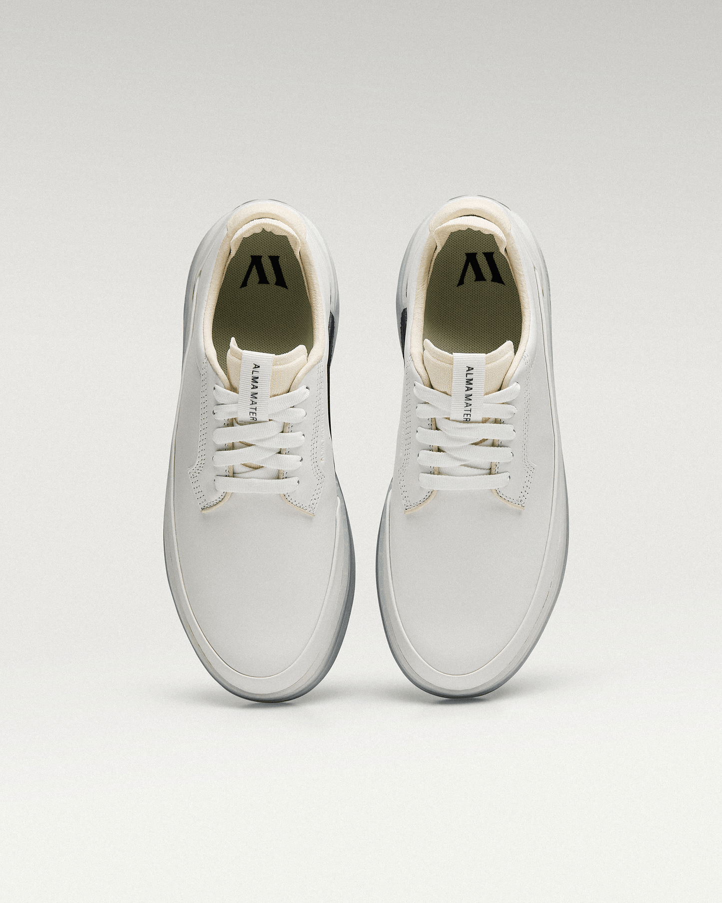 M Beta Derby - White / Navy