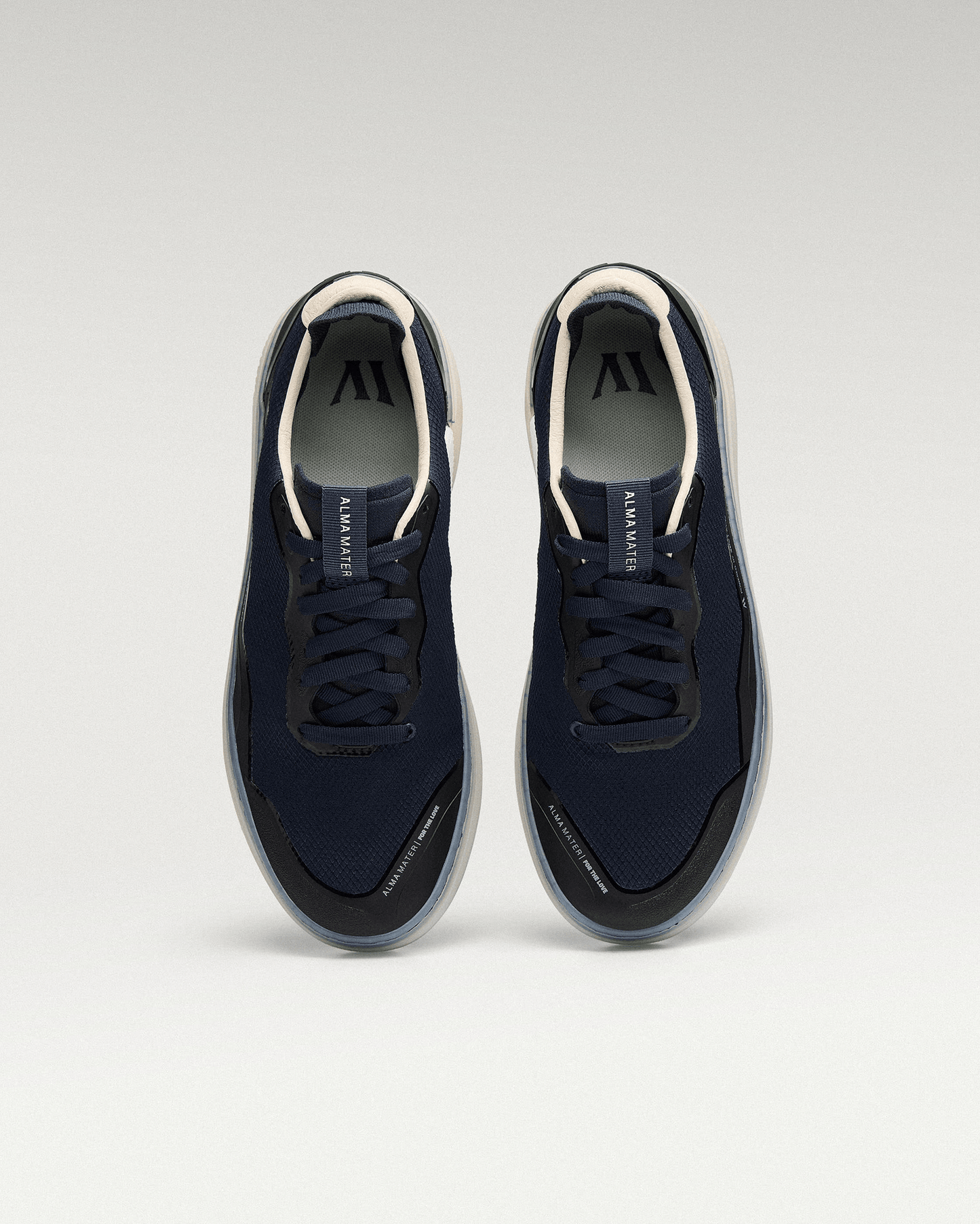 M Beta Lite - Navy / White