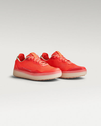 45 Degree Angled view of Flare/Old Rose Beta Lite golf shoe
