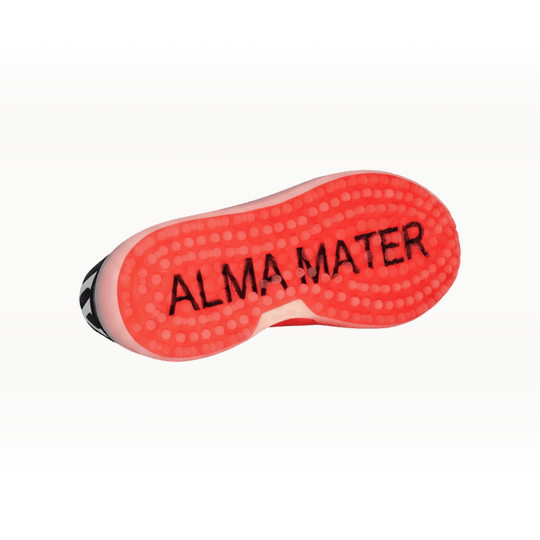 Bottom view of the Men’s Beta Lite translucent red outsole, showcasing Shark-Tooth™ Activated outsole