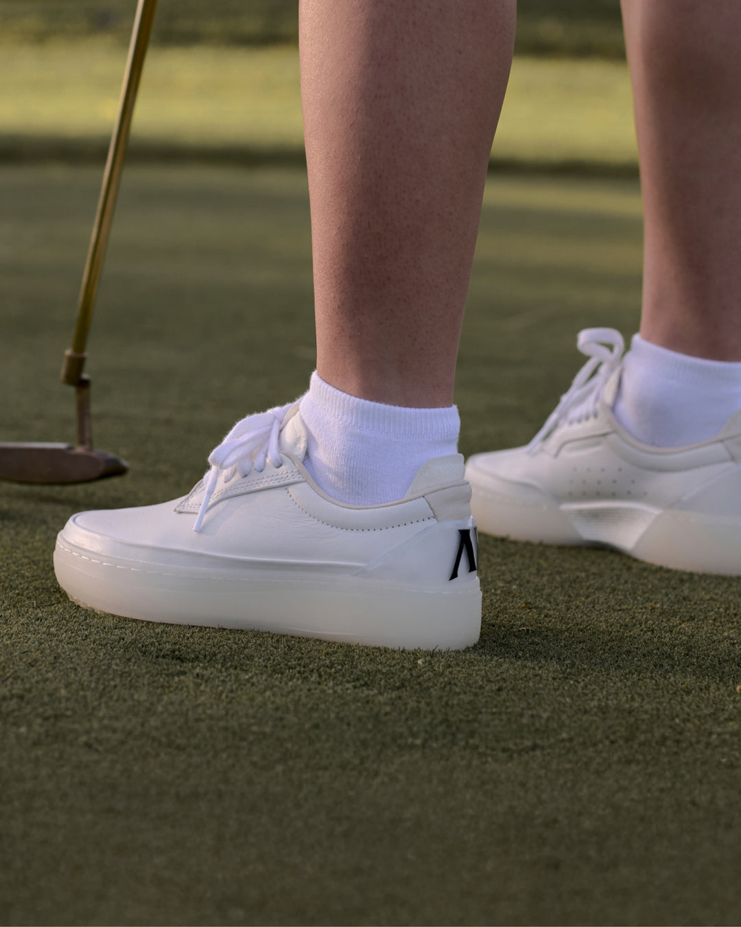 Beta Derby (W) - White / White