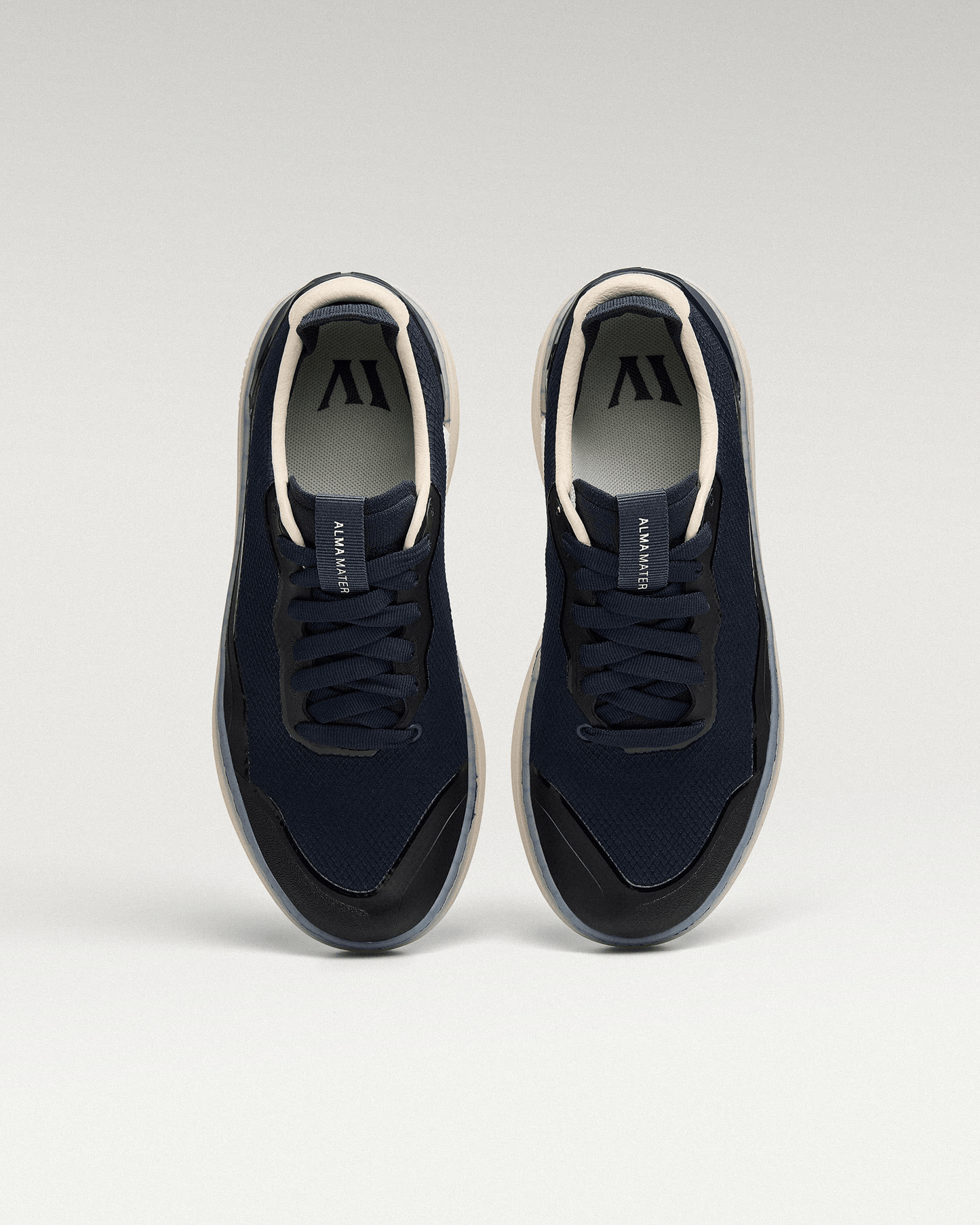 W Beta Lite - Navy / White