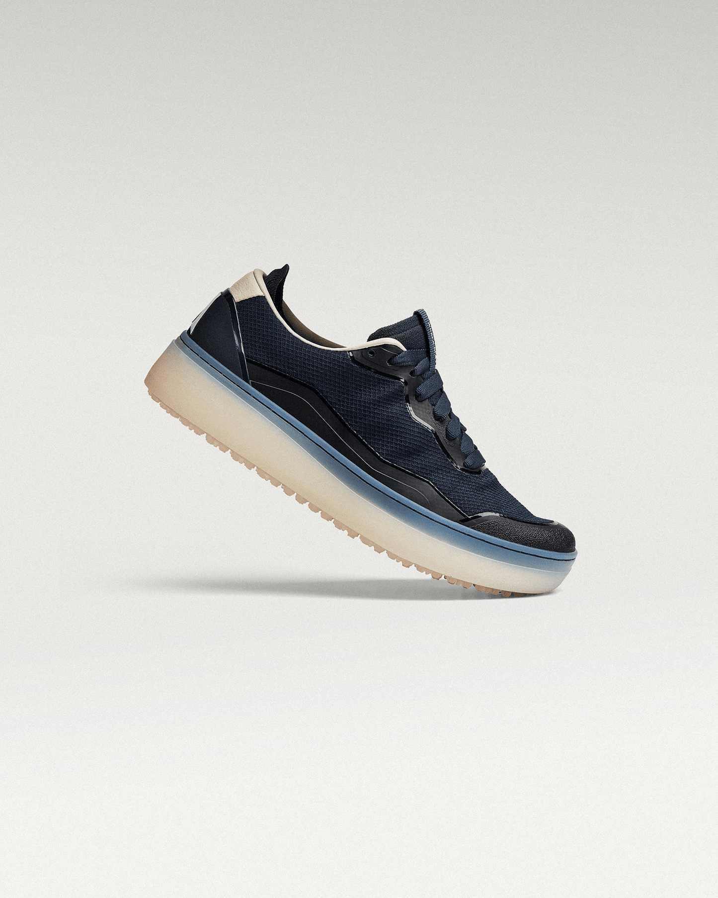 W Beta Lite - Navy / White